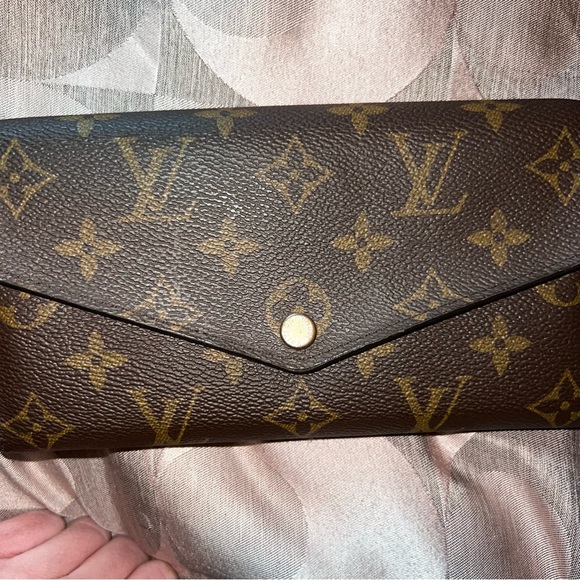 LOUIS VUITTON MONOGRAM SARAH LONG WALLET CLUTCH - Picture 12 of 16